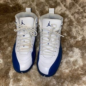 Air Jordan 12s boys 7.5